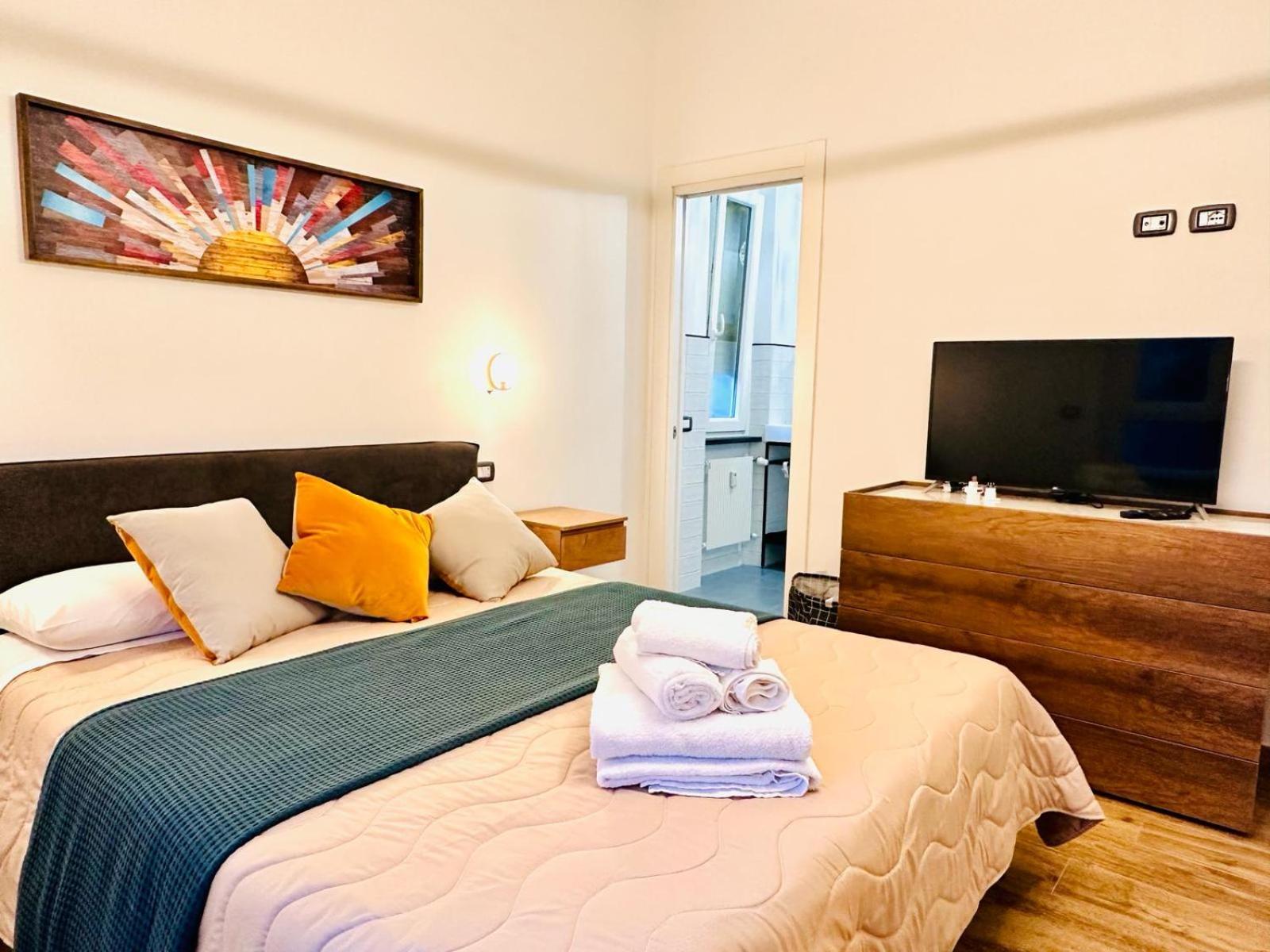 Lombardo'S Family - Free Private Parking 700M From The Station! Apartment La Spezia Bagian luar foto